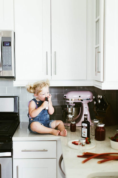 Watkins Organic Pure Vanilla Alcohol Free Flavoring, 2 Fl. Oz (Pack of 1)