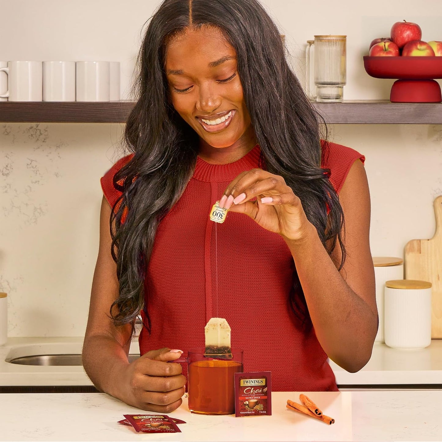 Twinings Wild Berries Herbal Tea Individually Wrapped Bags, 20 Count (Pack of 1), Full-Flavoured, Naturally Caffeine-Free, Enjoy Hot or Iced, 20 Teabags