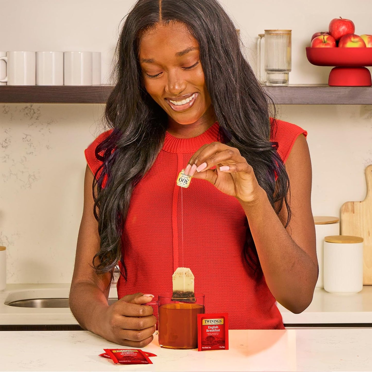 Twinings Wild Berries Herbal Tea Individually Wrapped Bags, 20 Count (Pack of 1), Full-Flavoured, Naturally Caffeine-Free, Enjoy Hot or Iced, 20 Teabags