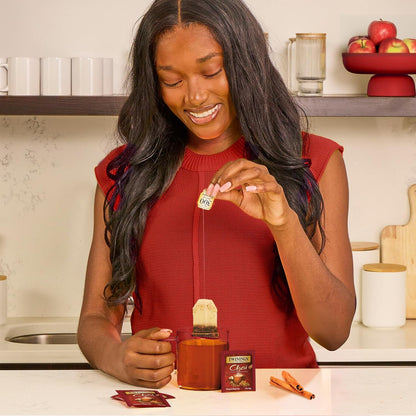 Twinings Wild Berries Herbal Tea Individually Wrapped Bags, 20 Count (Pack of 1), Full-Flavoured, Naturally Caffeine-Free, Enjoy Hot or Iced, 20 Teabags