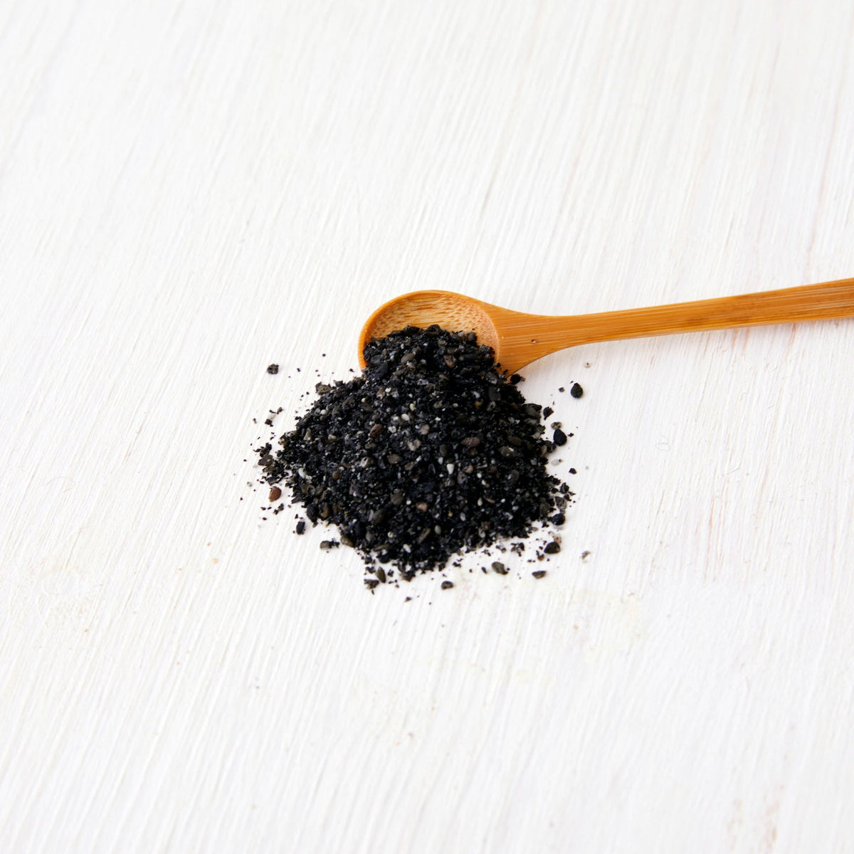 Clearspring Organic Gomashio (Black Sesame with Sea Salt) -100g